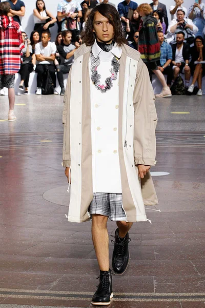 Look 26